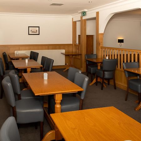 Station Hotel Ellon Exterior photo