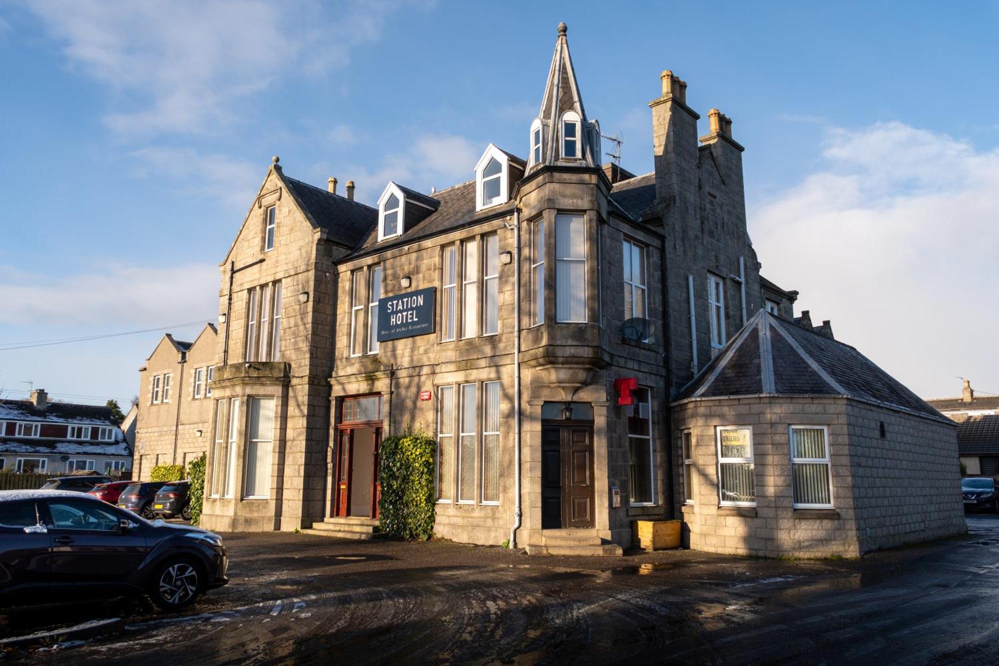 Station Hotel Ellon Exterior photo