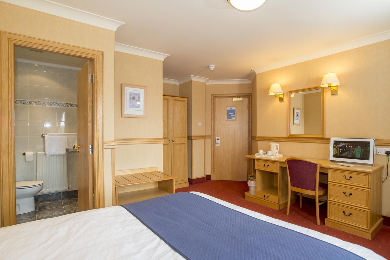 Station Hotel Ellon Exterior photo